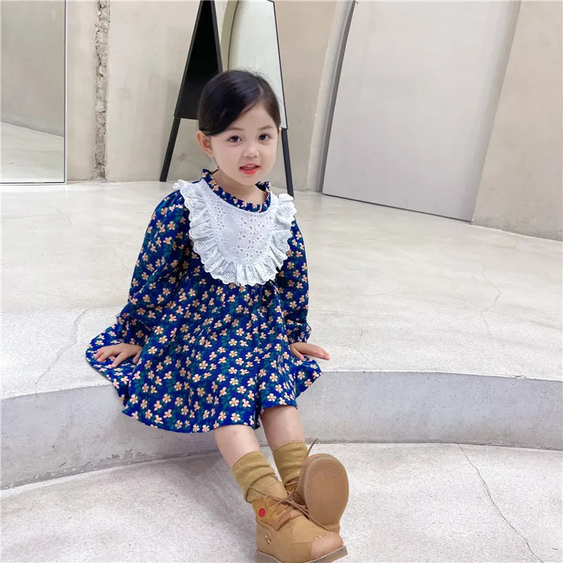 Gonna per bambola in stile pastorale per bambina 2021 autunno Abito da principessa a maniche lunghe floreale con bavaglino in pizzo coreano per bambi