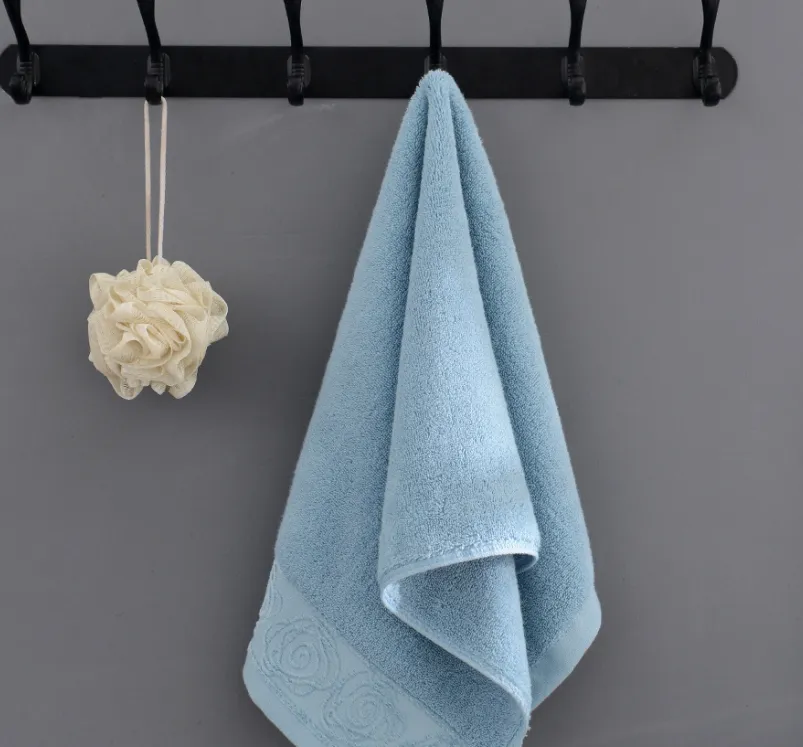 Addensare la famiglia quotidiana assorbente asciugamano regalo hotel cotone tagliato asciugamano in velluto logo personalizzato