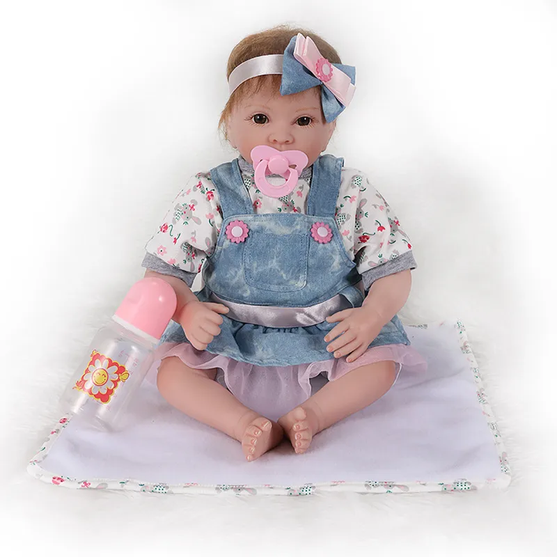 Personalizzazione della fabbrica della bambola della rinascita da 22 pollici, simulazione della bambola del bambino in gomma morbida per l'elaborazio