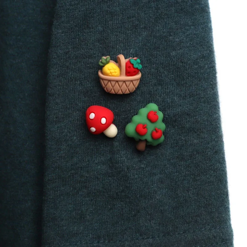 3 simpatici cartoni animati cesti di frutta piccole spille vestiti boe decorazioni crtive sciarpe ori piccoli regali badge ciondolo