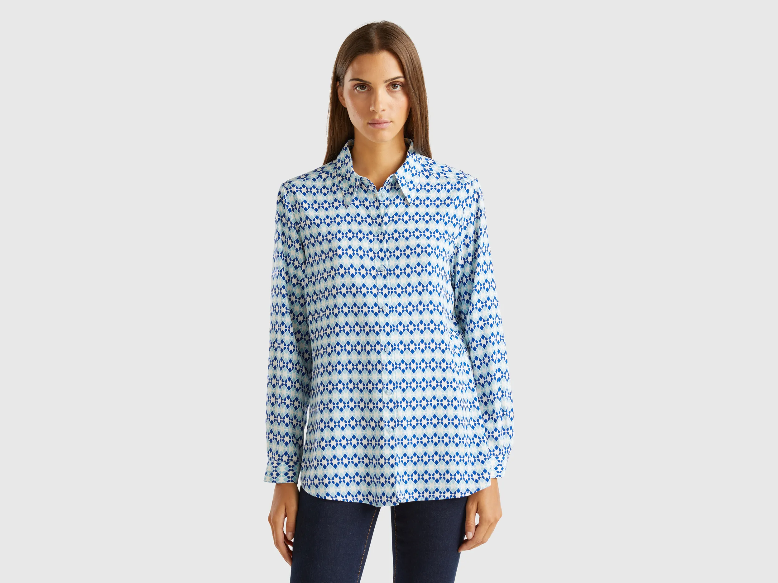 Benetton, Camicia Fantasia In Viscosa Sostenibile, Multicolore, Donna