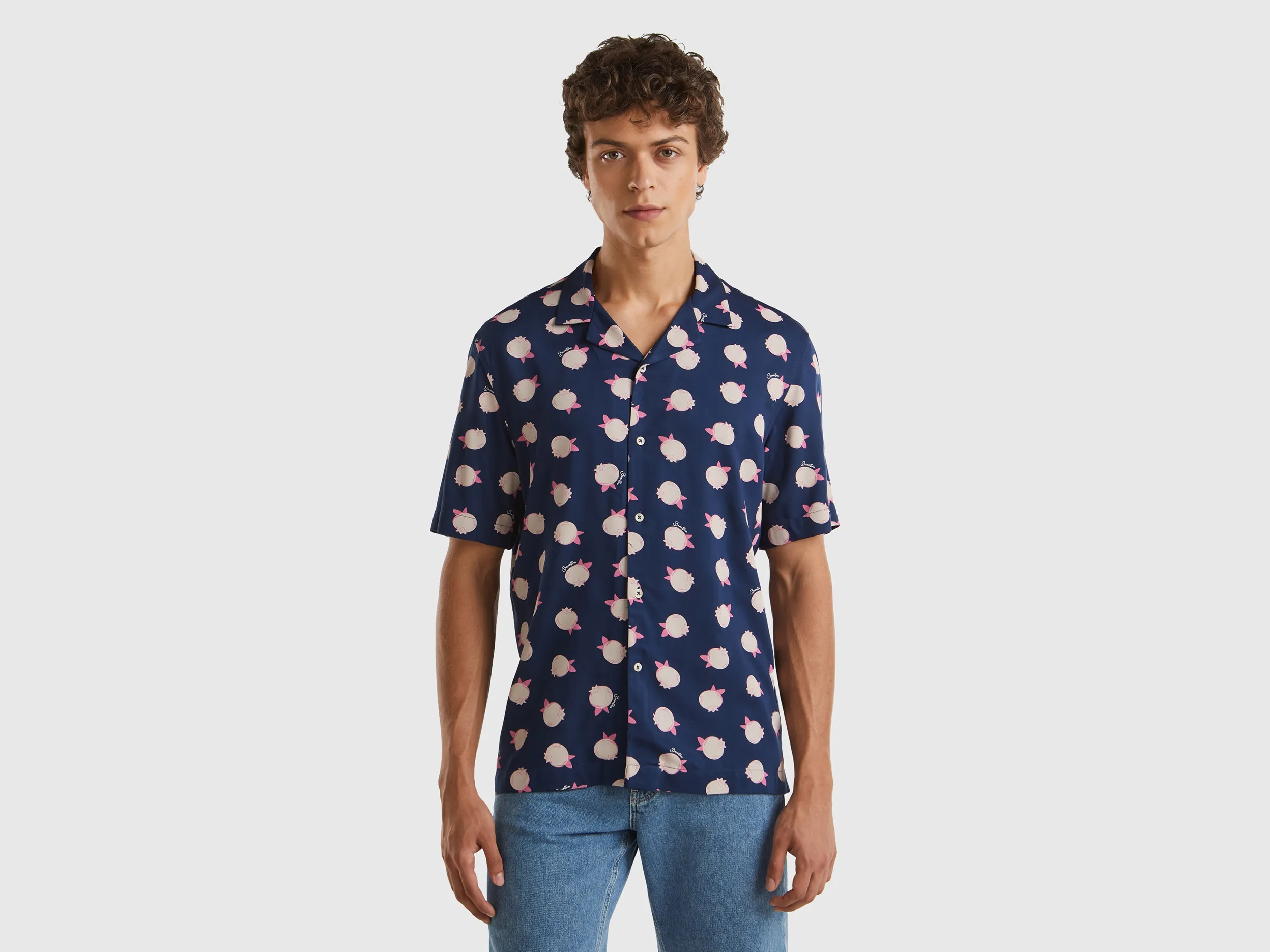 Benetton, Camicia Blu Scuro Con Pattern Mirtilli, Blu Scuro, Uomo