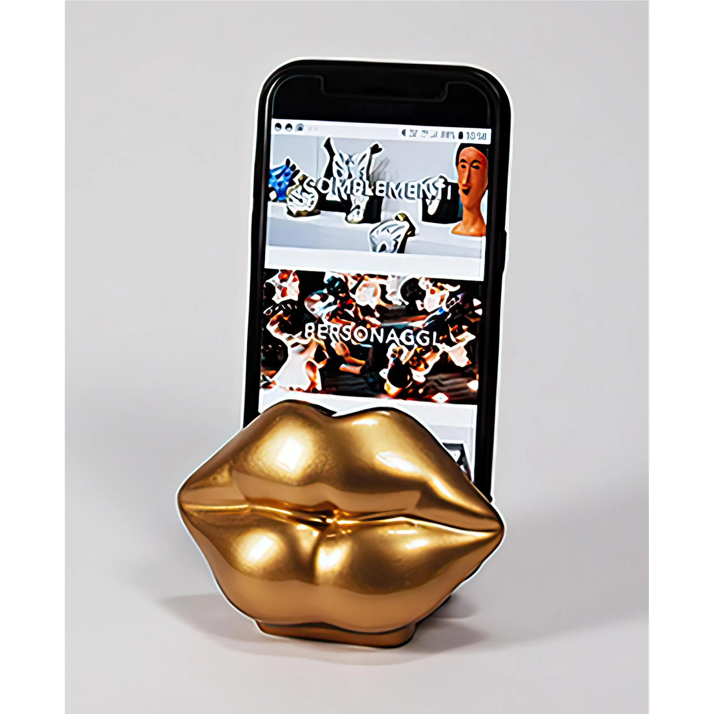 Porta cellulare o tablet a forma di labbra in stile OROLOGINO 10x6x h 8 cm in resina decorata a mano colore oro lucido