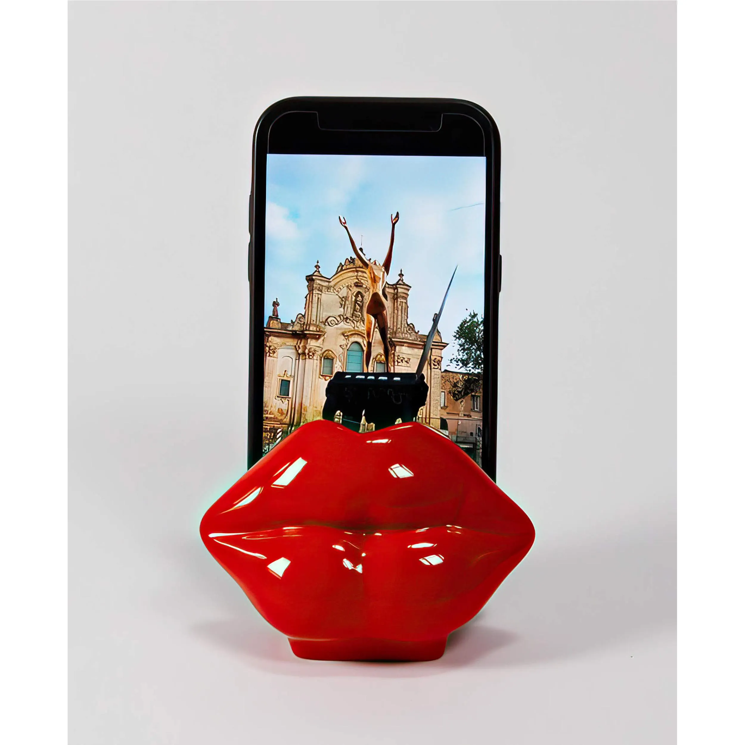 Porta cellulare o tablet a forma di labbra in stile OROLOGINO 10x6x h 8 cm in resina decorata a mano colore rosso lucido