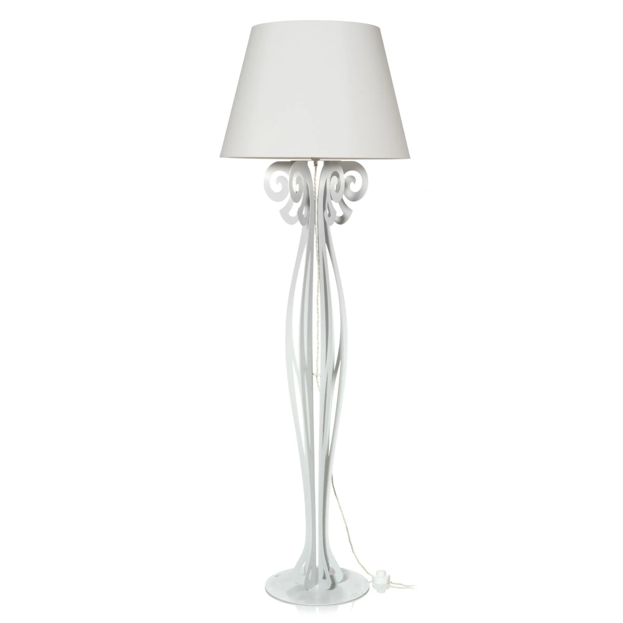 Lampada da terra raffinata CIRCEO in metallo, dimensioni 60x h 180 cm, forma di reticolato, simile a una classica piantana colore Bianco Marmo con paralume colore Avorio