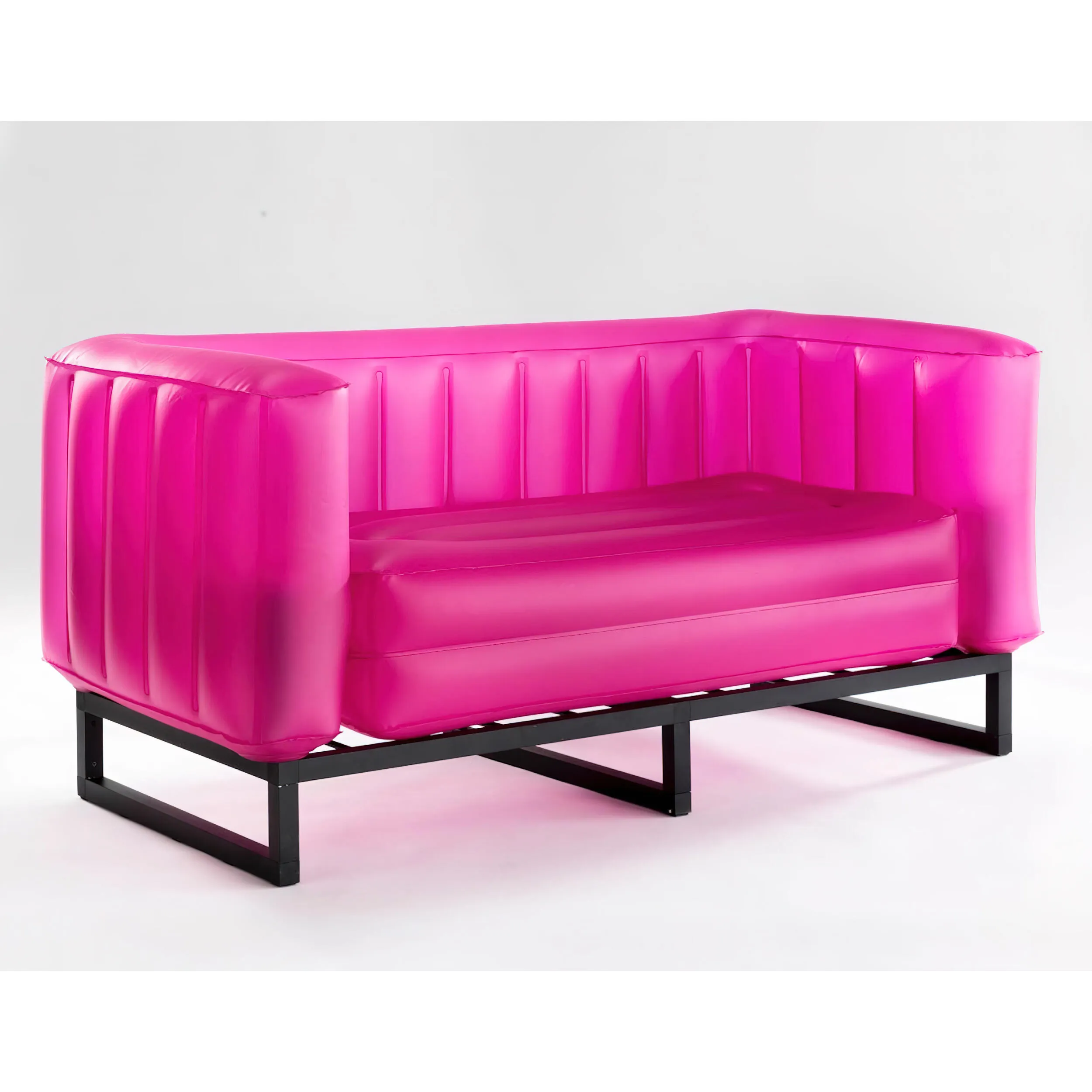 divano Yomi eko illuminato struttura in legno nero, dimensioni 76x151xH69 cm peso 14,8 kg, seduta gonfiabile in TPU colore rosa traslucido