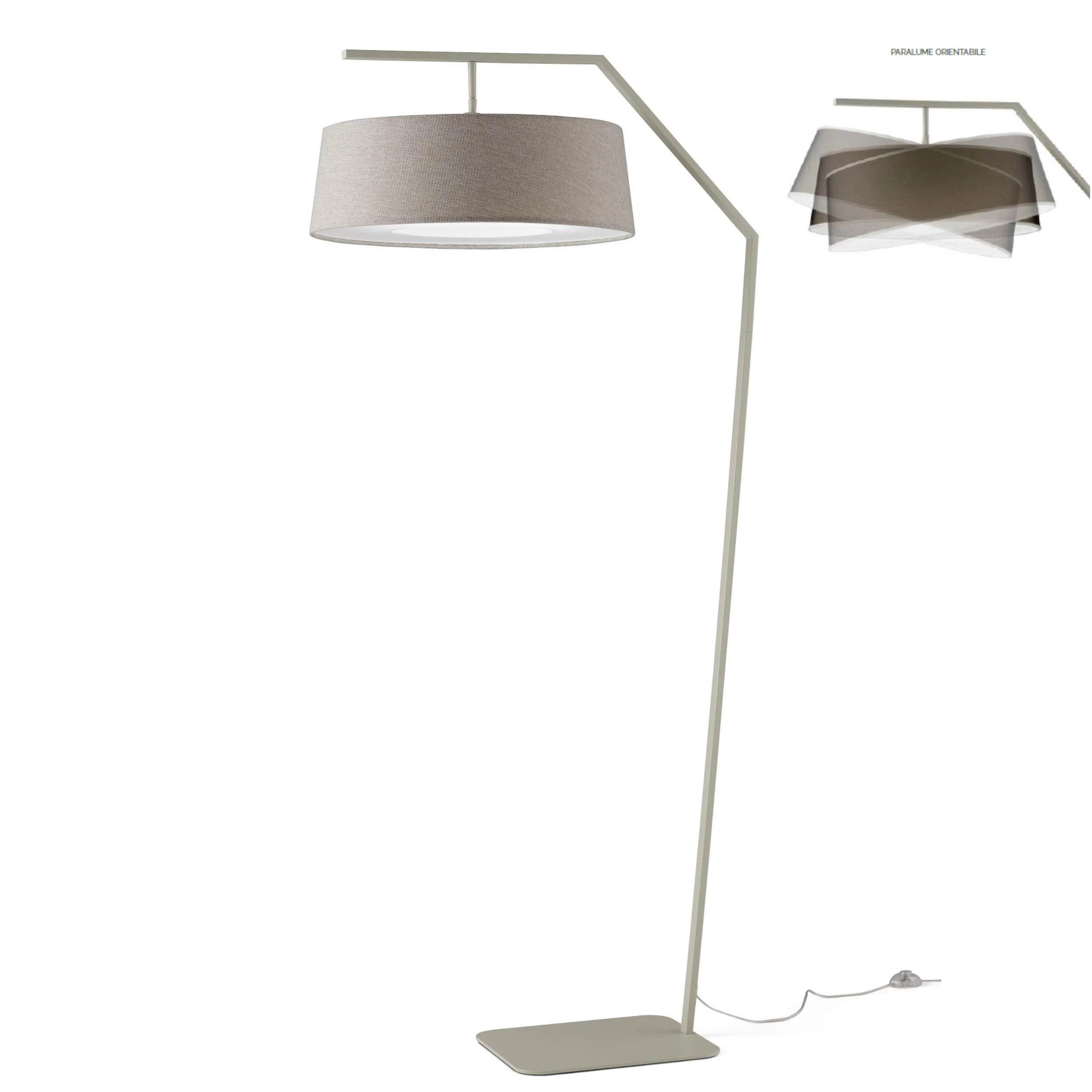 Lampada piantana da Terra Struttura in acciaio verniciato Grigio Chiaro URBAN Dimensioni 87xh 188 cm - 10,5 kg Paralume orientabile in colore sabbia