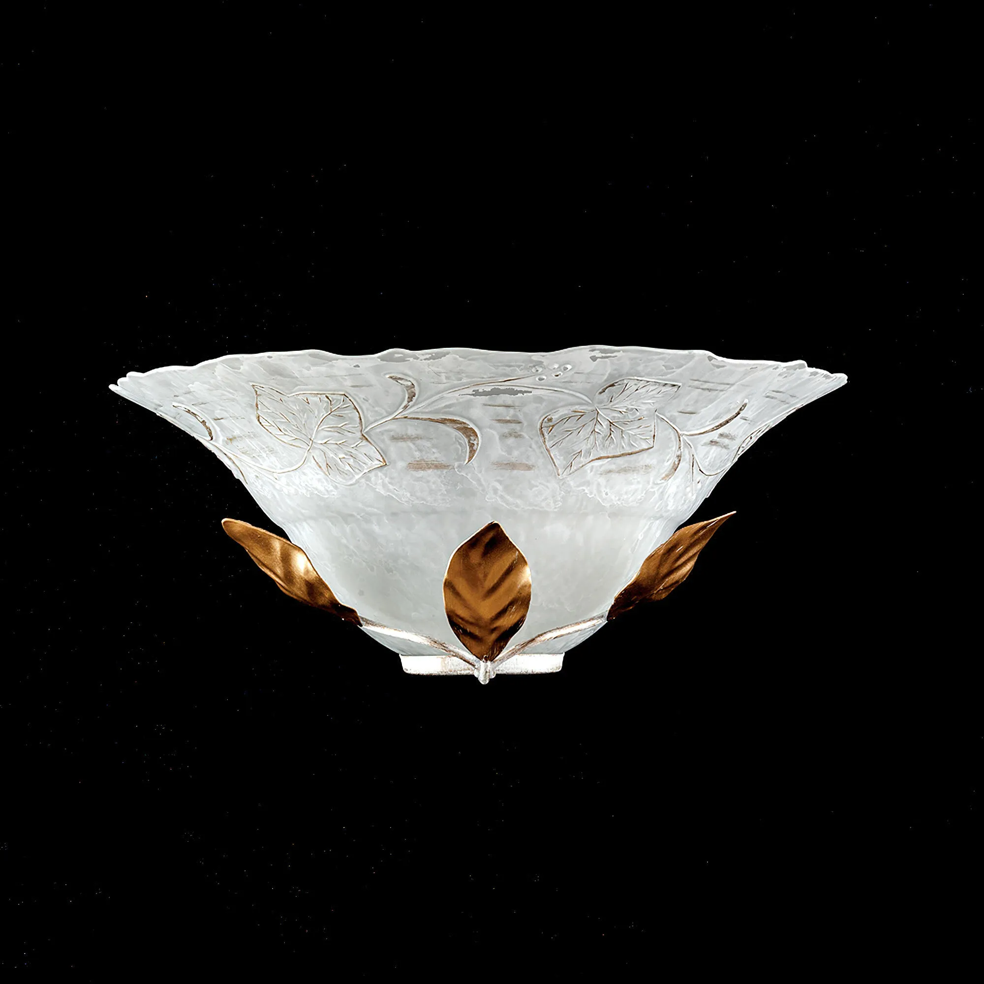 Applique Magnolia in ferro laccato bianco con decorazione oro e vetro bianco e oro 1 luce, altezza 14 Cm , profondità 16 Cm, larghezza 33 Cm