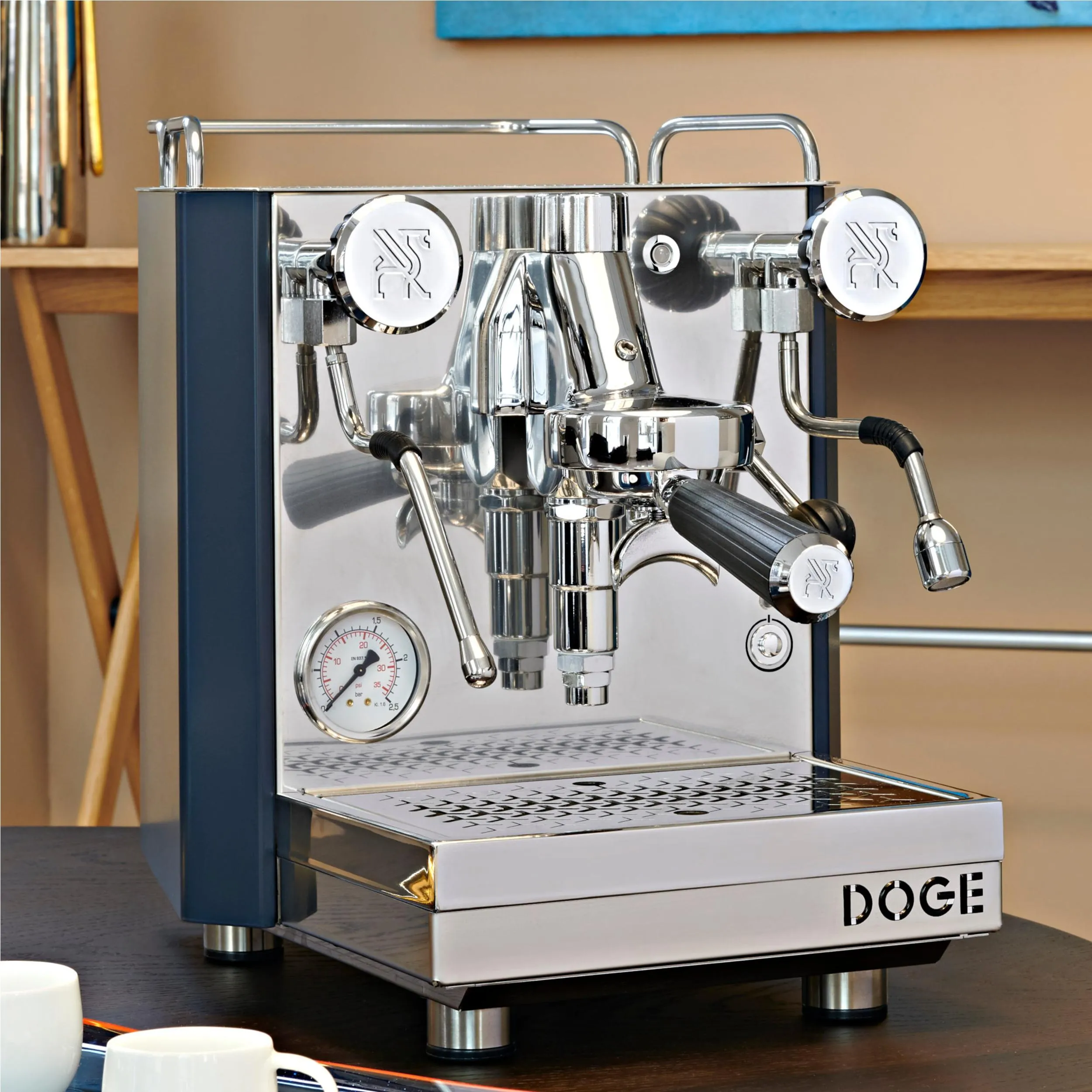 Home Barista coffee Machine, FENIX By DOGE 35x45x h 42 cm - Peso 26 kg , Lancia cool touch , colore Grey Blu Ral 5008
